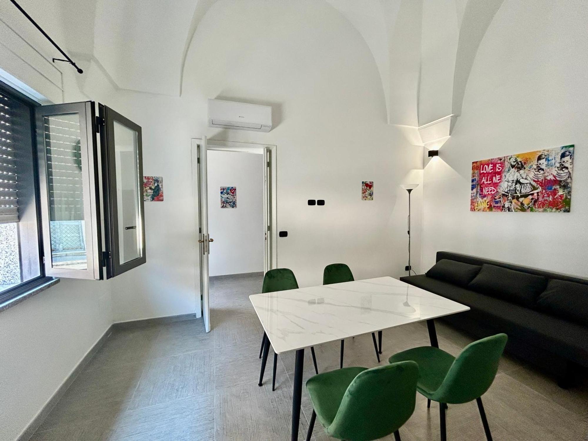 Nonno Uccio Apartment Castri di Lecce Luaran gambar